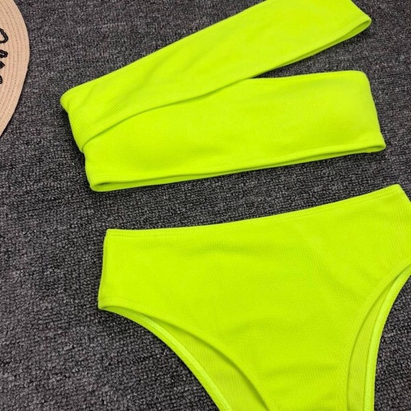 Neon Green Mono-strap Asymmetrical Bikini - Picture 5 of 7